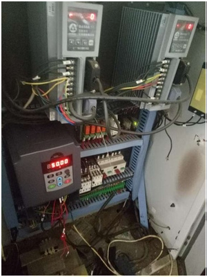 “變頻器在注塑機(jī)的節(jié)能改造中都起到了哪些作用？”